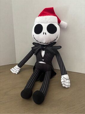 Jack Skellington NIGHTMARE BEFORE CHRISTMAS Kohl's  Plush DISNEY Santa Hat